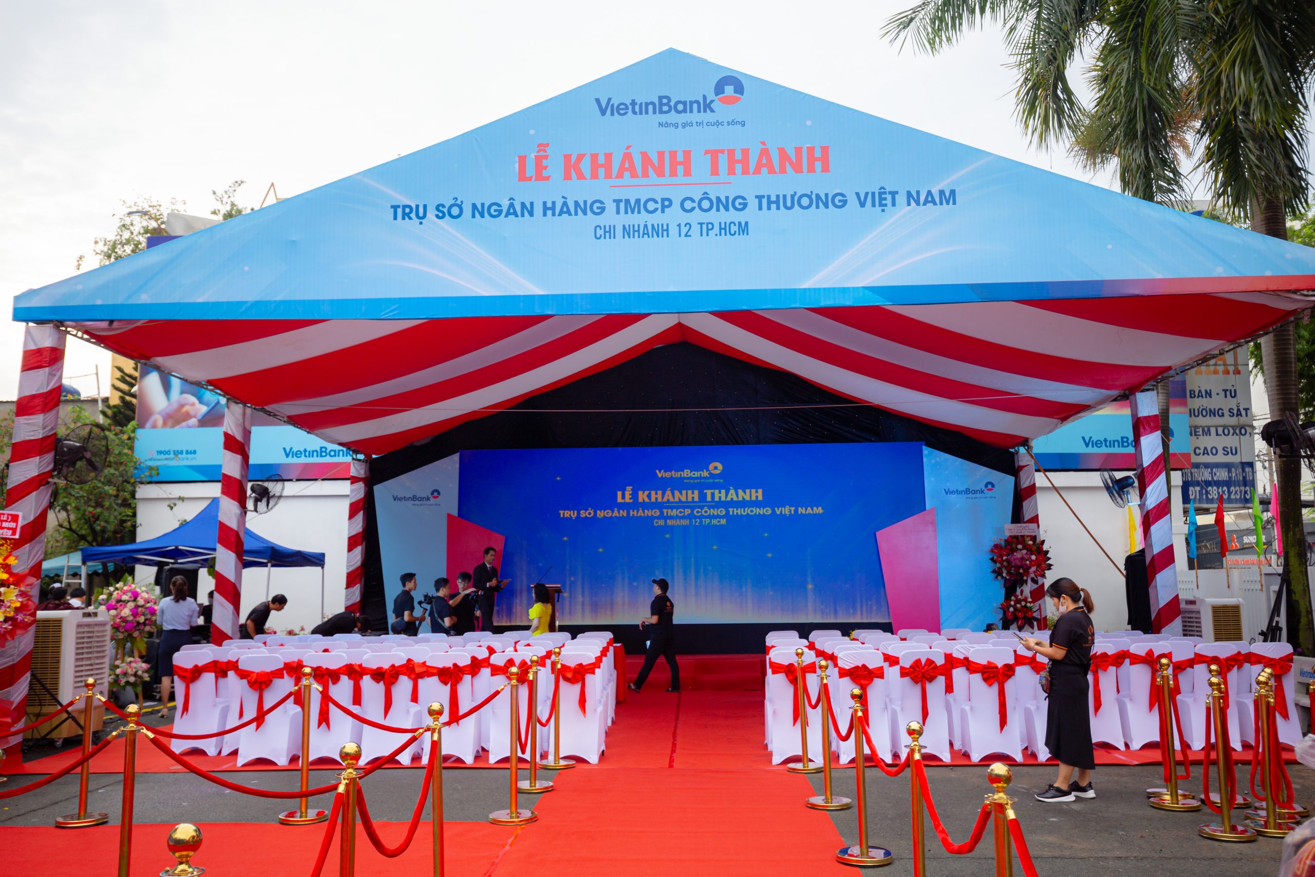 Nhà bạt sự kiện lễ khánh thành
