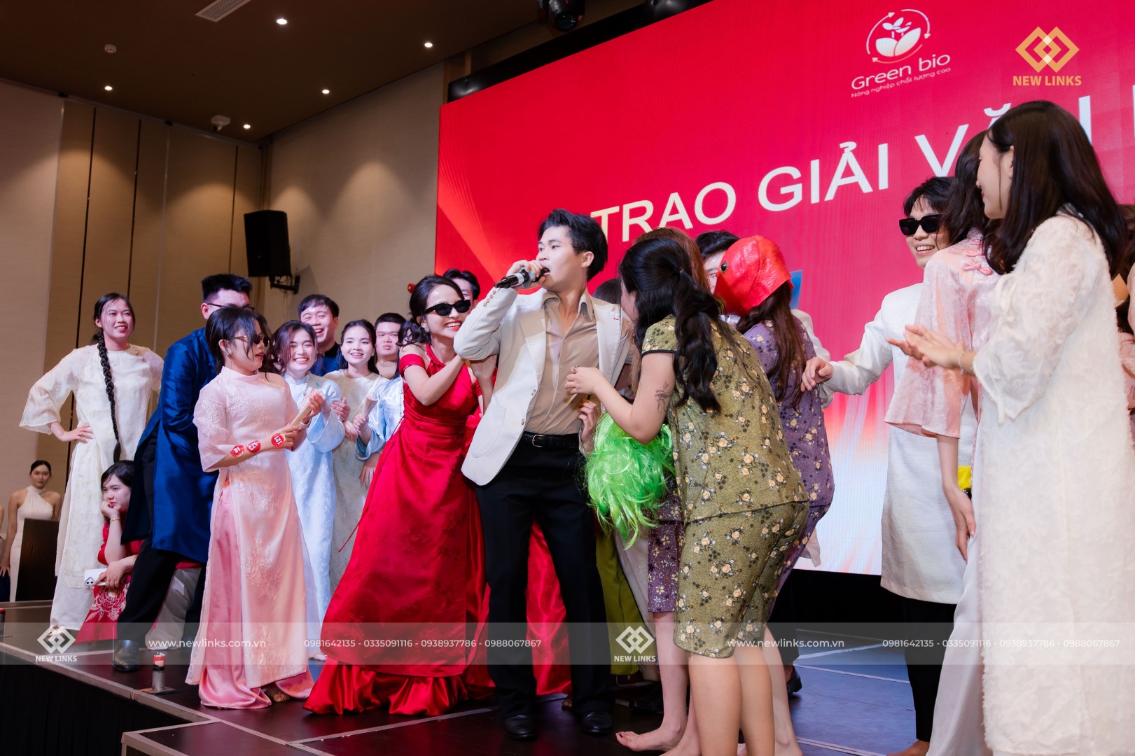 MC Trường Lưu hoạt náo cùng Green Bio