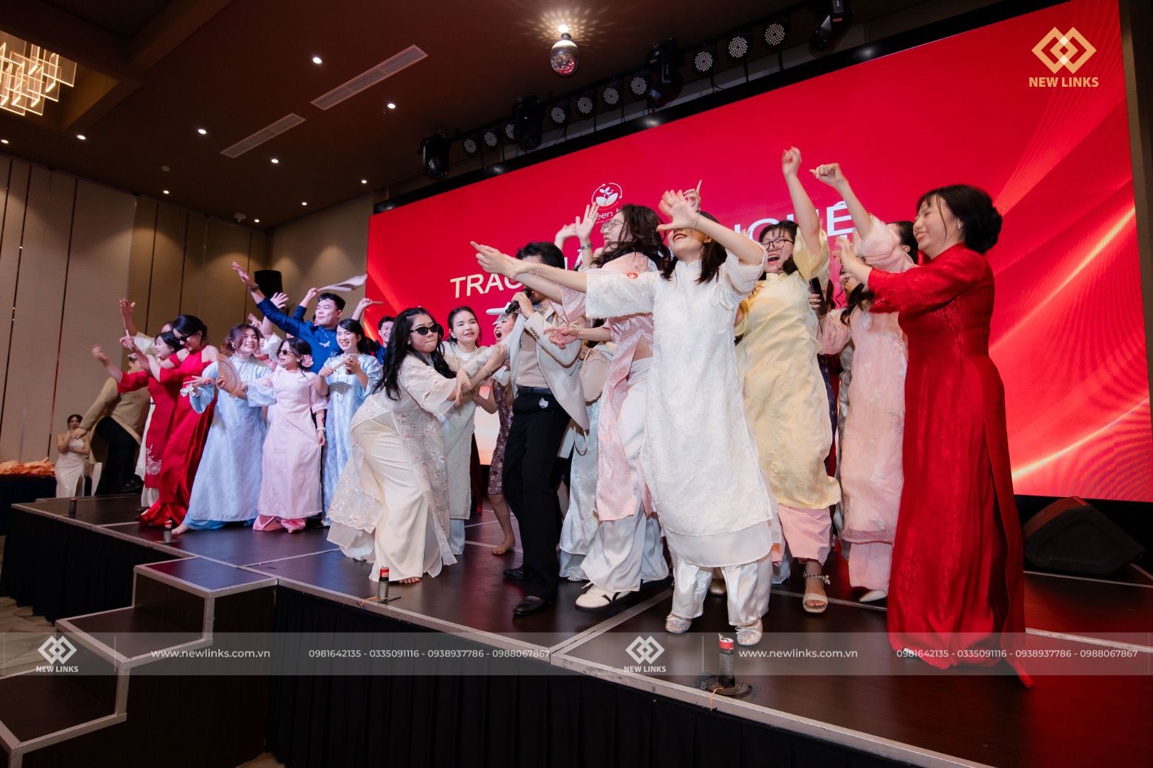 Quẫy hết nấc luôn nek