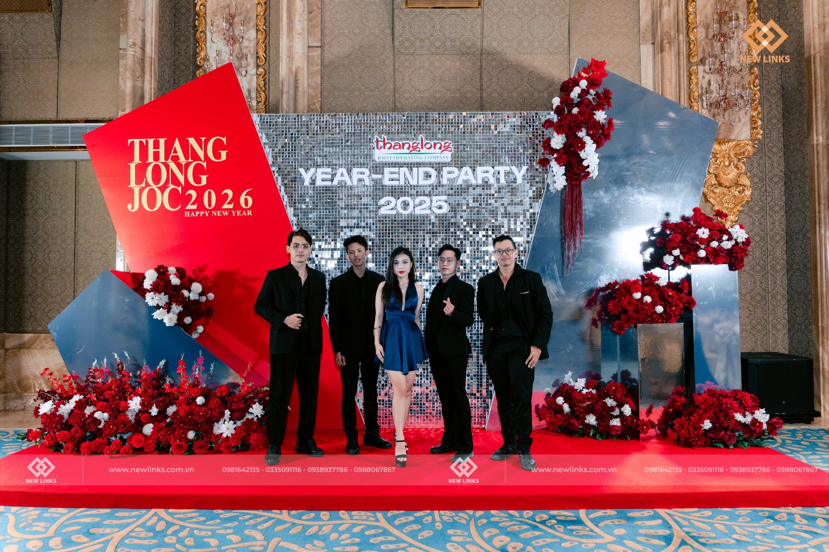 Band nhạc check in backdrop sequin