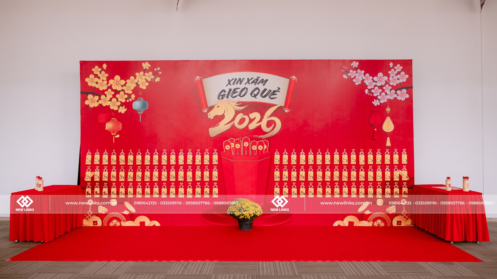 Booth xin xăm - gieo quẻ Ecco
