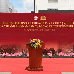 cho thuê bục phát biểu gỗ